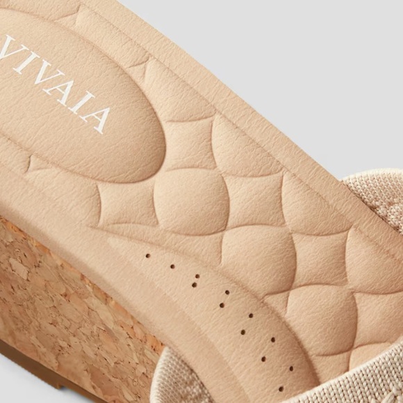 VIVAIA ROUND TOE WEDGE SANDALS ALMOND CROCHET - 8.5 - Picture 4 of 9